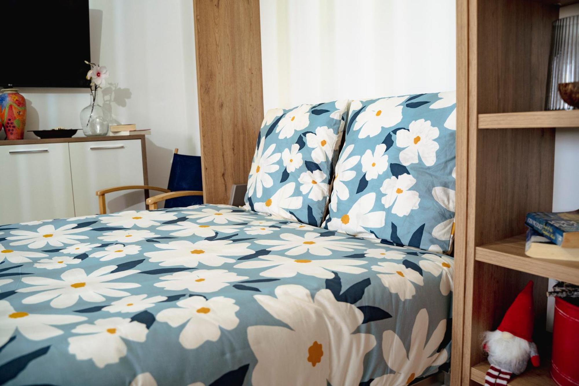 Wonderful Apartment In Ferragudo 2Double Beds Near Beaches And Golf ภายนอก รูปภาพ