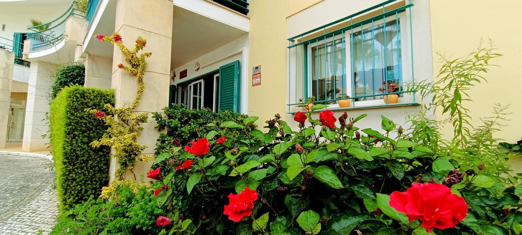 Wonderful Apartment In Ferragudo 2Double Beds Near Beaches And Golf ภายนอก รูปภาพ