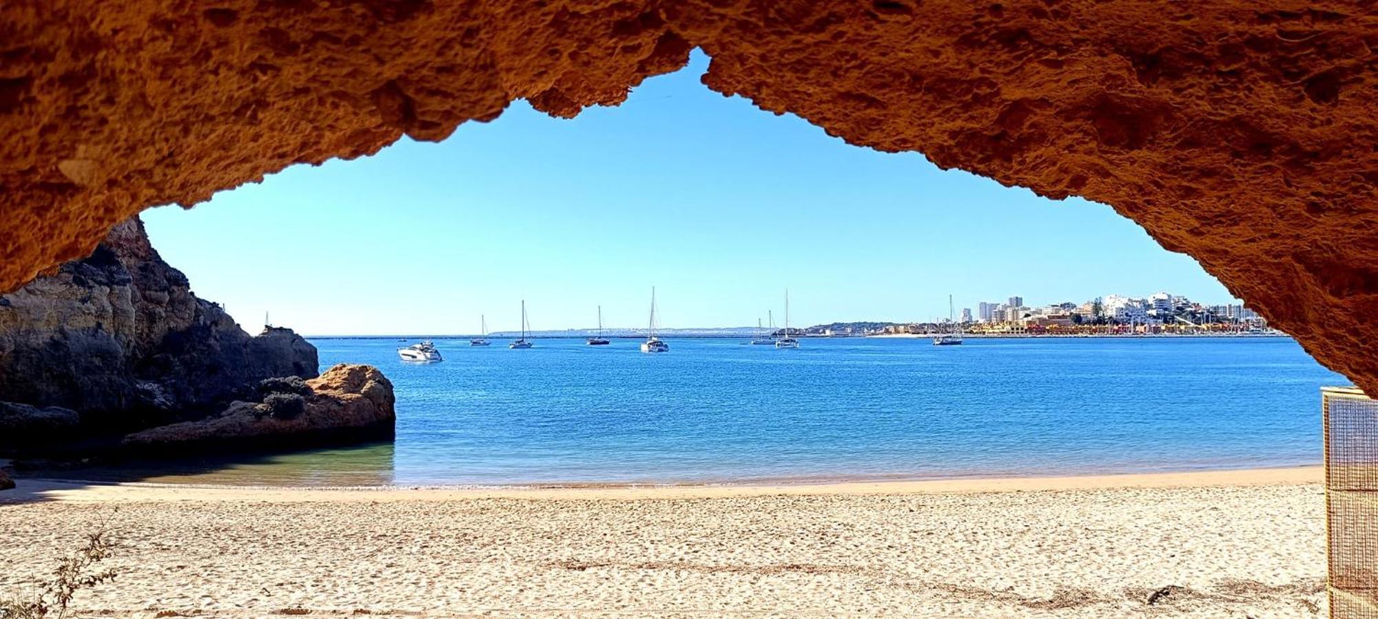 Wonderful Apartment In Ferragudo 2Double Beds Near Beaches And Golf ภายนอก รูปภาพ