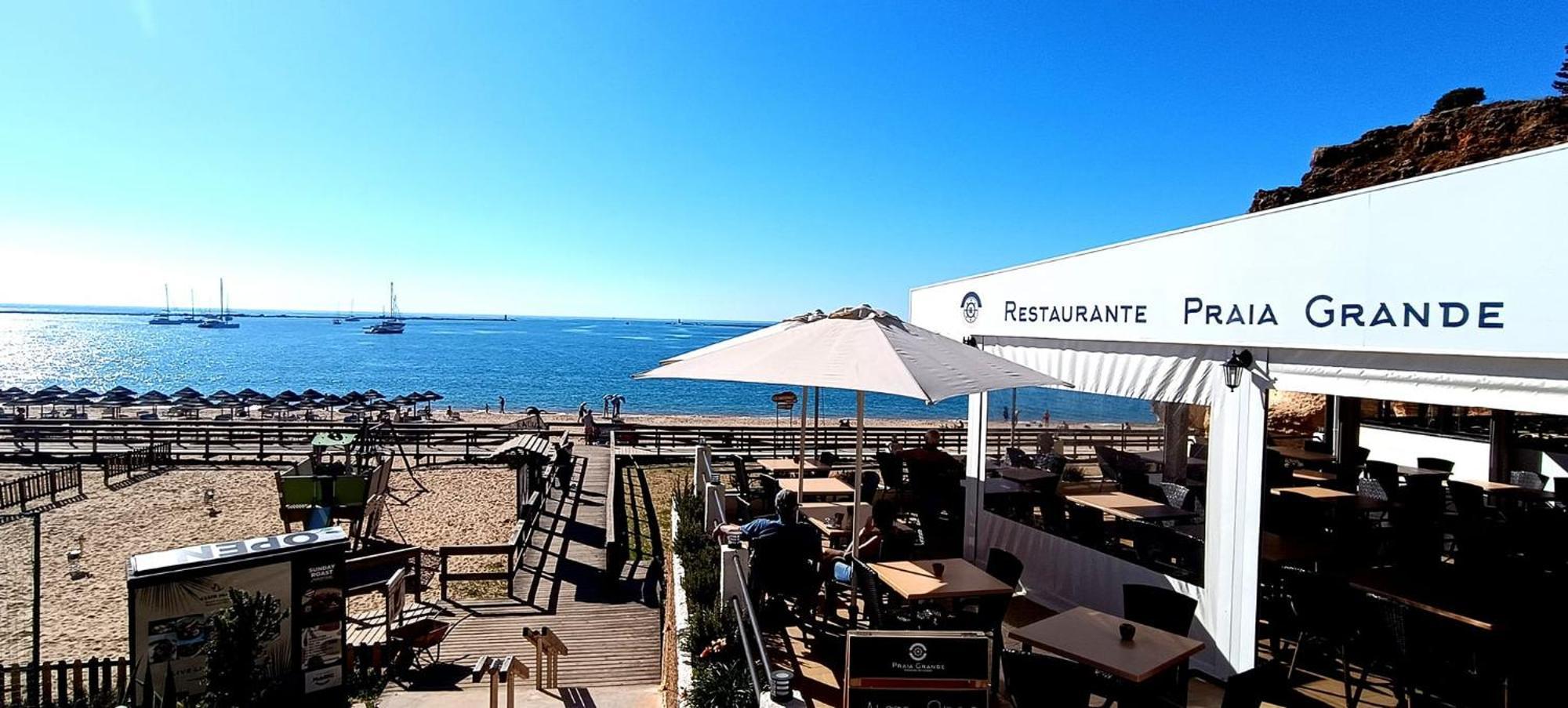 Wonderful Apartment In Ferragudo 2Double Beds Near Beaches And Golf ภายนอก รูปภาพ